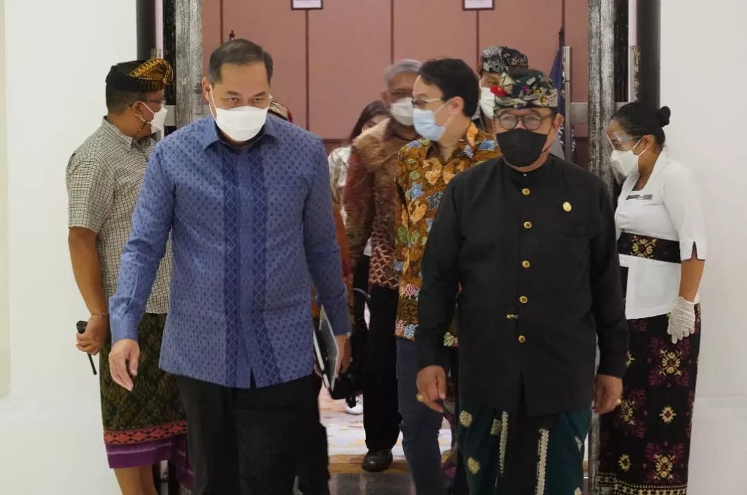 Wagub Cok Ace bersama Kementerian Perdagangan RI. (Foto: istimewa)