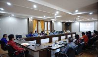 FEB Unud saat menerima kunjungan dari FEB ULM Banjarmasin, di Ruang Rapat Pimpinan FEB Unud Sudirman, Denpasar. (Foto: istimewa)