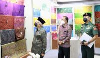Wapres Ma'ruf Amin saat meninjau Pameran IKM Bali Bangkit di Taman Budaya, Denpasar pada, Selasa (30/8). (Foto: istimewa)