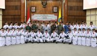 Pengukuhan Paskibraka Provinsi Bali Tahun 2022 di Gedung Wiswa Sabha Utama Kantor Gubernur Bali, Senin (15/08).