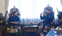 Wagub Cok Ace saat terima audiensi di Ruang Kerja Wagub Bali, Kantor Gubernur Bali, Denpasar pada Kamis (08/09). (Foto: istimewa)