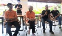 Peluncuran dan diskusi buku berjudul "Hope and Freedom", bertempat di Arundina Restaurant, Denpasar, Sabtu (01/10/2022). (Foto: Agus Pebriana)
