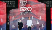 Presiden Jokowi didampingi Menlu Retno Marsudi saat meninjau secara sejumlah tempat yang akan dijadikan lokasi penyelenggaraan KTT G20, pada Selasa (08/11/2022). (Foto: doc.BPMI Setpres)