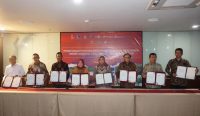 Penandatanganan Kesepahaman Bersama Rehabilitasi Mangrove sebagai program Tanggung Jawab Sosial dan Lingkungan (TJSL)/Corporate Social Responsibility (CSR) di Bali, Kamis (17/11/2022). (Foto: doc. Kemenko)