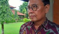 Ket Foto : Ketua Perhimpunan Hotel dan Restaurant Indonesia (PHRI) Kabupaten Badung, IGAN Rai Surya Wijaya, saat ditemui di Kantor Dinas Pariwisata Provinsi Bali, Senin (07/11/2022)