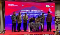 The Signing Ceremony of Principles Agreement for Project Cooperation Related to Energy Transition between PLN and Sumitomo Corporation yang digelar di sela-sela perhelatan G20 di Hotel Intercontinental Sanur Denpasar, Minggu (13/11/2022). (Foto: Ema/diksimerdeka.com)