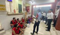 Pemindahan 9 tahanan Kejari Badung ke Lapas Tabanan, Jumat (9/12/2022). (Foto: Bamax/Kejari Badung)