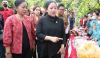 Ketua DPR RI, Puan Maharani melakukan dialog bersama ratusan perempuan pelaku UMKM dan perempuan Kepala Keluarga, bertempat di area Kantor Kelurahan Serangan, Denpasar, Senin (16/01/2022). 