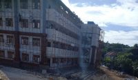 Kondisi proyek kampus Unud yang molor dari target penyelesaian, Minggu (15/01/23). (Foto: Nasrun)