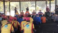 Apel penutupan oprasi pencarian WN rusia yang hilang di Pantai Saba Blahbatuh Gianyar Bali. (Dewa Fathur/diksimerdeka.com)