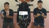 Dua jambret residivis yang berhasil diamankan Polsek Palu Timur. Foto: Rahmad/diksimerdeka.com