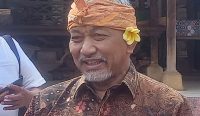 Presiden PKS, Ahmad Syaikhu (kanan) saat kunjungannya di Puri Grenceng Pemecutan, Rabu (23/8/23). Foto: Krisna Putra