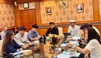 Rapat rutin Pilot Project Smart Weter Management Indonesia bersama Deputy Manager, K-Water dari Negara Korea Selatan, Yoon Jae-Hyuk di Kantor Walikota Denpasar, Kamis (21/09/2023). Foto: dok/Pemkot Denpasar
