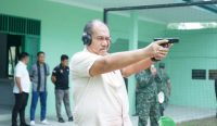 Wakil Bupati Asahan Latihan Menembak Bersama di Makodim 0208/AS