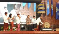 Pembukaan Seminar Bhakti Desa VI oleh LPPM Universitas Udayana, bertempat di Auditorium Widya Sabha Kampus Bukit Jimbaran, Kamis (7/9/2023). Foto: dok/Unud