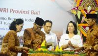Puncak Ulang Tahun ke-61 PWRI tahun 2023, Rabu (20/9/2023). Turut hadir Asisten Administrasi Umum Setda Provinsi Bali I Dewa Putu Sunartha mewakili Pj Gubernur Bali. Foto: Gusti Ngurah/diksimerdeka.com