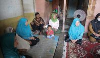 Bupati Surya Serahkan Bantuan Makanan Tambahan Untuk Anak Stunting