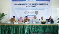 Bupati Asahan H. Surya Bsc melalui Asisten Bidang Perekonomian dan Pembangunan Setdakab Asahan Ir. Oktoni Eryanto, M. M. A di dampingi Kepala Dinas Ketenagakerjaan Kabupaten Asahan, Sekretaris Kominfo Asahan, Perwakilan, BBPSDMP Kominfo Medan, Perwakilan Rektor Universitas Asahan, Kabid Pembinaan dan Penempatan Tenaga Kerja Edhie Catur Prayitno, SH, MM, membuka pelatihan Government Transformation Academy (GTA)