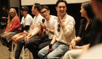 Agung Bagus Arsadana Linggih (tiga dari kanan) saat jumpa pers terkait pelucuran film layar lebar nasional pertama produksi pemuda asli Bali yang diberi judul Rahasia Rasa. Foto: dok/ist
