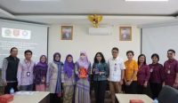 Pertemuan FEB Unud terima kunjungan dari UINSA, Selasa (19/12/2023). Foto:dok/unud.ac.id