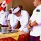 Sekda Kota Denpasar Ida Bagus Alit Wiradana meresmikan gedung ruang kelas baru SDN 1 Renon ditandai dengan pemotongan pita, Jumat (26/1/2024). Foto: dok/Pemkot Denpasar.