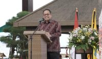 Penjabat (Pj) Gubernur Bali Sang Made Mahendra Jaya saat meluncurkan program Pungutan Wisatawan Asing (PWA), bertempat di Hotel Puri Santrian, Senin (12/2/2024). Foto: dok/Pemprov Bali
