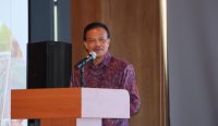 Sekda Provinsi Bali Dewa Made Indra membuka Pendampingan Pemenuhan Standar Pelayanan Minimum (SPM) Bidang Pendidikan Pemerintah Daerah, Selasa, (26/03/202). Foto: dok/Pemprov Bali.