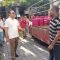 Wali Kota Denpasar I Gusti Ngurah Jaya Negara meninjau pelaksanaan pasar murah di Banjar Buana Kubu, Desa Tegal Harum, Jumat (1/3/2024). Foto: dok/Pemkot Denpasar