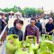 Sekretaris Daerah Kota Denpasar, Ida Bagus Alit Wiradana membuka secara resmi kegiatan Pasar Rakyat Kelurahan Panjer, Sabtu (19/10/2024). Foto: dok/Pemkot Denpasar