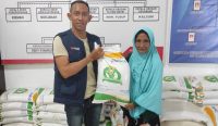 Perum Bulog Sulawesi Tengah (Sulteng) salurkan bantuan pangan beras untuk 21.839 Kepala Keluarga (KK) di Kabupaten Sigi. Foto: dok/Perum Bulog Sulteng
