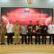 Wakil Wali Kota Denpasar I Kadek Agus Arya Wibawa saat menerima langsung penghargaan atas Indeks Pengelolaan Keuangan Daerah (IPKD) Tahun Anggaran 2023 dengan tahun ukur 2024, Senin (16/12/2024). Foto: dok/Pemkot Denpasar