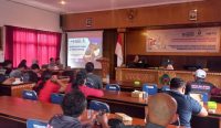 Pelatihan teknologi bagi masyarakat Desa Belalang yang diinisiasi TIB STIKOM Bali. Foto: dok/ITB STIKOM Bali