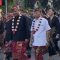 Gubernur Bali Wayan Koster diiringi parade seni dan budaya menemui warga Gianyar di lapangan Alun-Alun Kota Gianyar, Rabu (5/3/25). Foto: tim/diksimerdeka.com