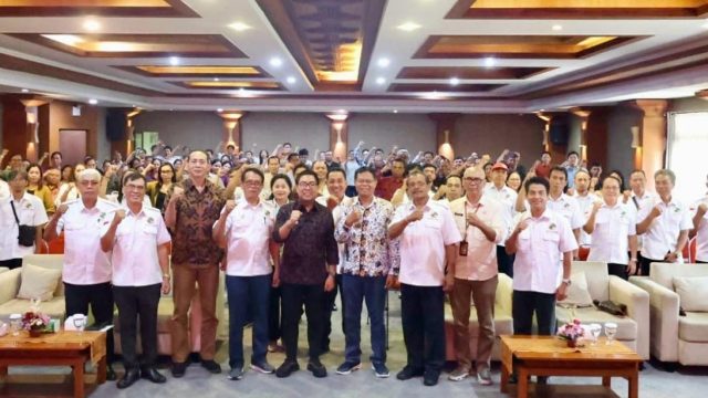 Kadek Agus Arya Wibawa membuka Rapat Kerja Daerah (Rakerda) Dewan Koperasi Indonesia Daerah (Dekopinda) Kota Denpasar, bertempat di Gedung Sewaka Dharma, Sabtu (01/03/2025). Foto: dok/Pemkot Denpasar