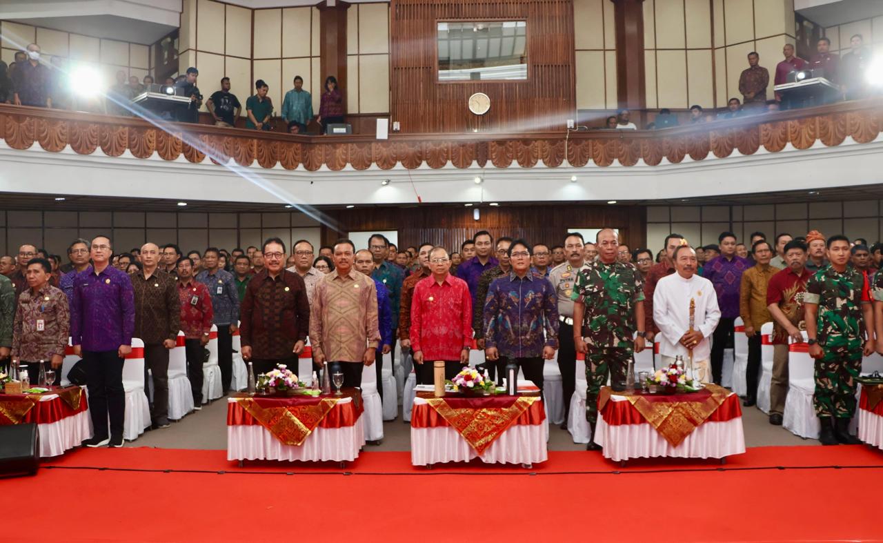 Sejumlah Program Super Prioritas (PSPM) Mendesak Pemerintah Provinsi Bali akan segera dieksekusi. Target percepatan pembangunan dalam jangka waktu lima tahun kedepan itu menerapkan konsep Trisakti Bung Karno (Presiden Pertama RI Ir. Soekarno).