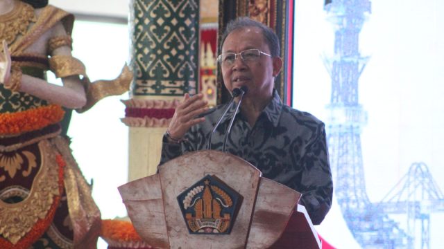 Gubernur Bali Wayan Koster. Foto: dok/diksimerdeka.com