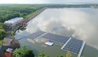 PLTS Terapung di Waduk Muara Nusa Dua, Bali. Foto: dok/pribadi
