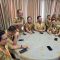 Para kepala daerah dari Bali tampak akrab dan ceria saat mengikuti Retret Kepemimpinan Kepala Daerah Gelombang II di Institut Pemerintahan Dalam Negeri (IPDN), Jatinangor, Jawa Barat, Selasa (24/6/2025). Kegiatan ini menjadi ajang penguatan visi strategis dan sinergi kebijakan antara pusat dan daerah. Foto: dok/tim