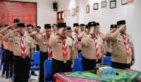 Warga binaan Lapas Kerobokan mengikuti pembukaan kegiatan Perkemahan Satya Dharma Bhakti Pemasyarakatan Tahun 2025, Senin (23/06/2025). Foto: dok/Lapas Kerobokan