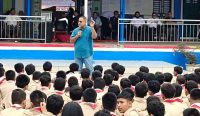 Ketum JMSI Teguh Santosa memotivasi ratusan siswa SMP Negeri 1 Padangsidimpuan saat berkunjung ke sekolah tersebut, Jumat (25/7/2025). Foto: dok/pribadi