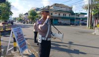 Foto: Satlantas Polres Jembrana saat menggelar OPS Patuh Agung di Jalan Ngurah Rai, Jumat (18/7/2025)