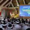 Gubernur Bali Wayan Koster memberikan pengarahan kepada para pejabat di lingkungan Pemprov Bali, Kamis (10/7/2025). Foto: dok/Pemprov Bali