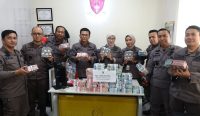 Tim Pidsus Kejaksaan Tinggi Sumatera Utara (Sumut) menerima uang pengembalian korupsi penyalahgunaan kewenangan dan atau pemotongan terhadap Alokasi Dana Desa (ADD). Foto: dok/pribadi