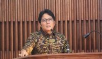 Wakil Gubernur Bali I Nyoman Giri Prasta saat membuka Rapat Koordinasi Tim Koordinasi Penanggulangan Kemiskinan (TKPK) Provinsi Bali Tahun 2025, Selasa (15/7/2025). Foto: dok/Pemrov Bali