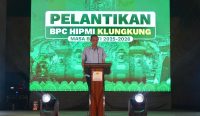 Wakil Bupati Klungkung, Tjok Surya saat memberikan sambutan dalam pelatikan BPC Hipmi Klungkung, Kamis (28/08/2025). Foto: dok/Pemkab Klungkung