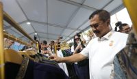 Menteri Imigrasi dan Pemasyarakatan, Agus Andrianto, saat meninjau pameran IPPAFest di Aloha PIK2, Jumat (8/8/2025). Foto: dok/pribadi