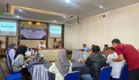 Forum Diskusi Disdukcapil Jember bersama akademisi di Aula STIA Pembangunan Jember bahas inovasi pelayanan digital menuju era Society 5.0.