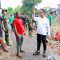 Wakil Wali Kota Denpasar, I Kadek Agus Arya Wibawa bersama mengkoordinir langsung penanganan sampah pasca banjir di wilayah aliran Tukad Badung, Jalan Bukit Tunggal, Pemecutan pada Senin (15/9/2025). Foto: dok/Pemkot Denpasar