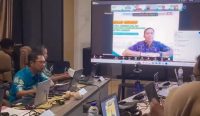 ASN Jember mengikuti webinar “Ayo Ngopi” bertema validitas data kependudukan yang digelar Disdukcapil bersama BKPSDM, Kamis (4/9/2025).