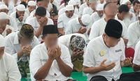 Ratusan warga binaan muslim memperingati Maulid Nabi Muhammad SAW 1447 H, Senin (8/9/2025). Foto: dok/Lapas Kerobokan